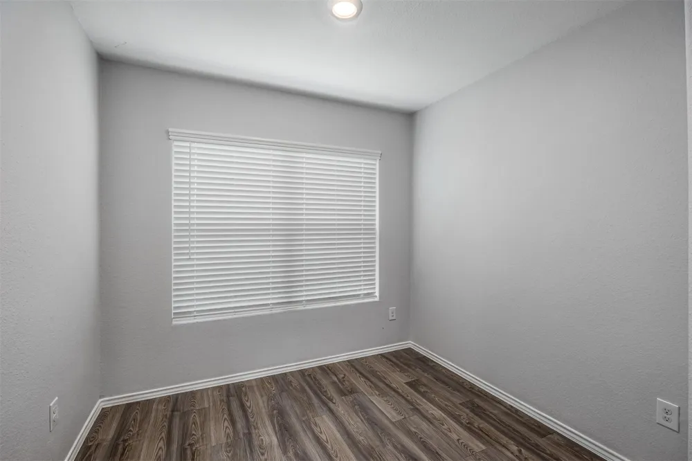 8603 River Crest Drive Baytown, TX 77521