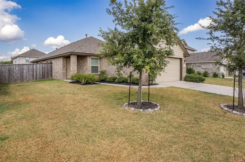 8603 River Crest Drive Baytown, TX 77521