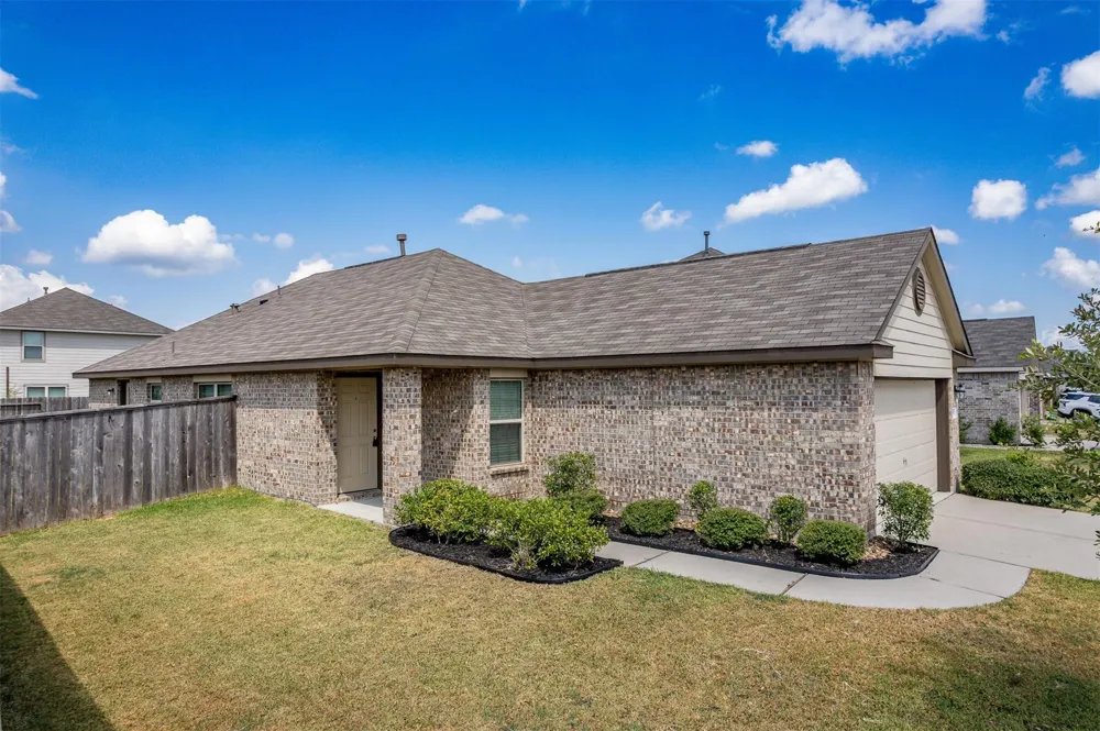 8603 River Crest Drive Baytown, TX 77521