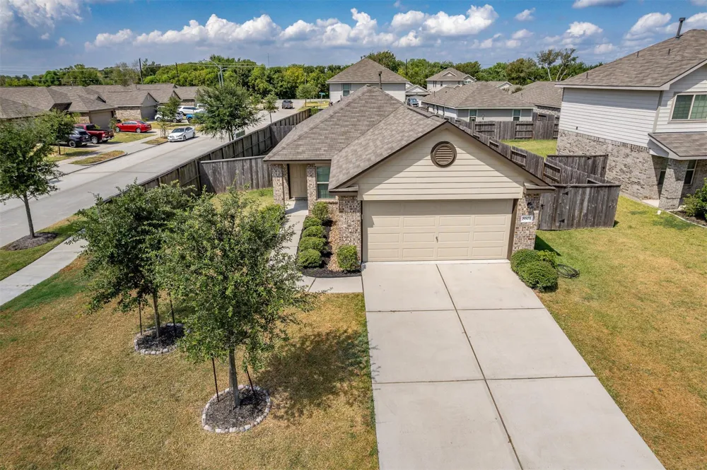 8603 River Crest Drive Baytown, TX 77521