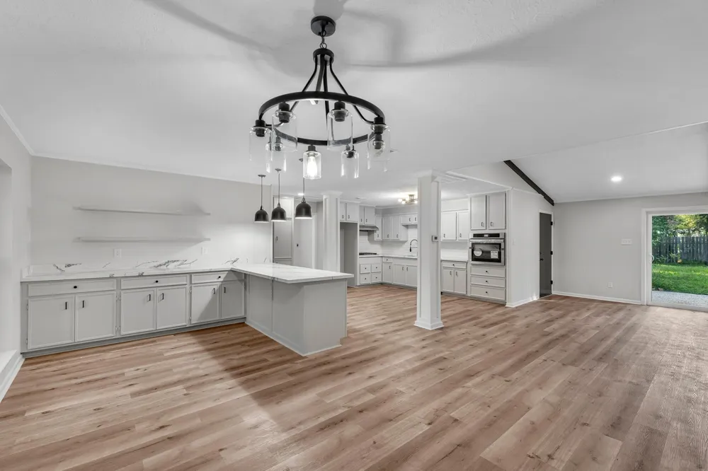 213 Westview Drive Sealy, TX 77474