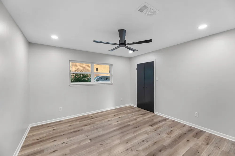 213 Westview Drive Sealy, TX 77474