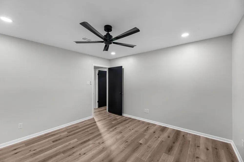 213 Westview Drive Sealy, TX 77474