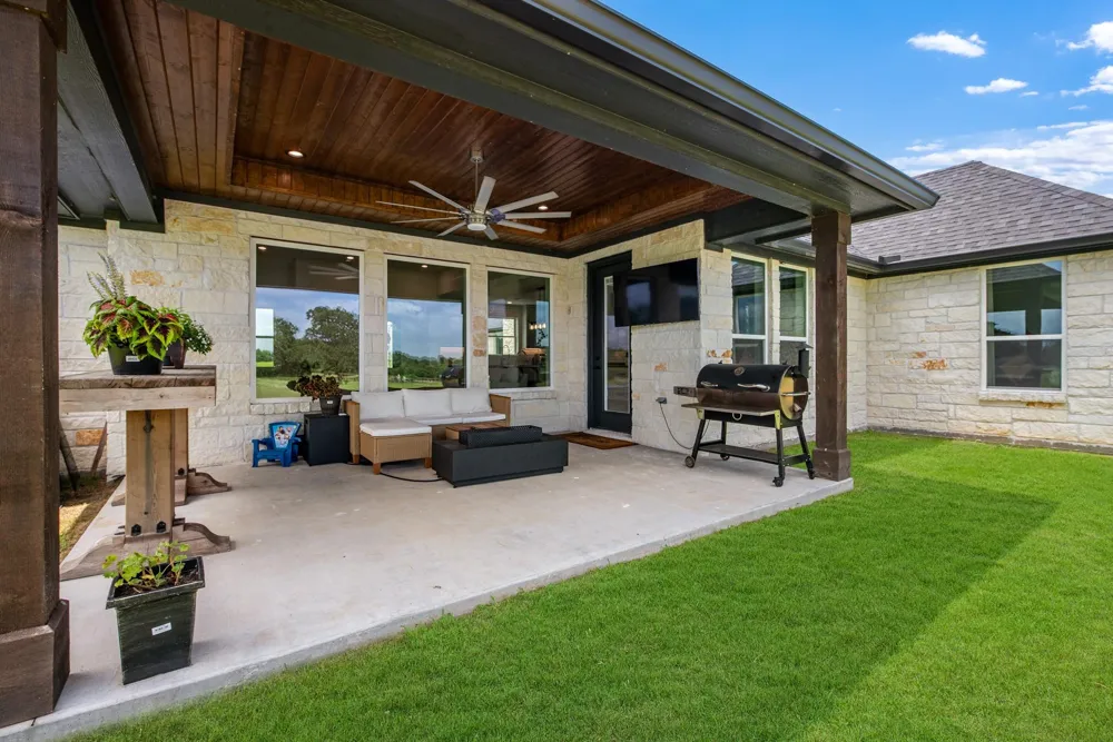 9974 Hidden Pond Drive Drive Iola, TX 77861