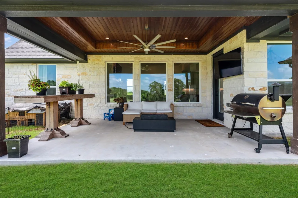 9974 Hidden Pond Drive Drive Iola, TX 77861