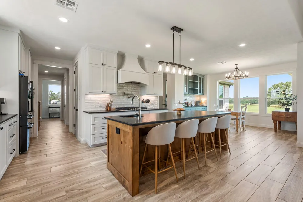9974 Hidden Pond Drive Drive Iola, TX 77861
