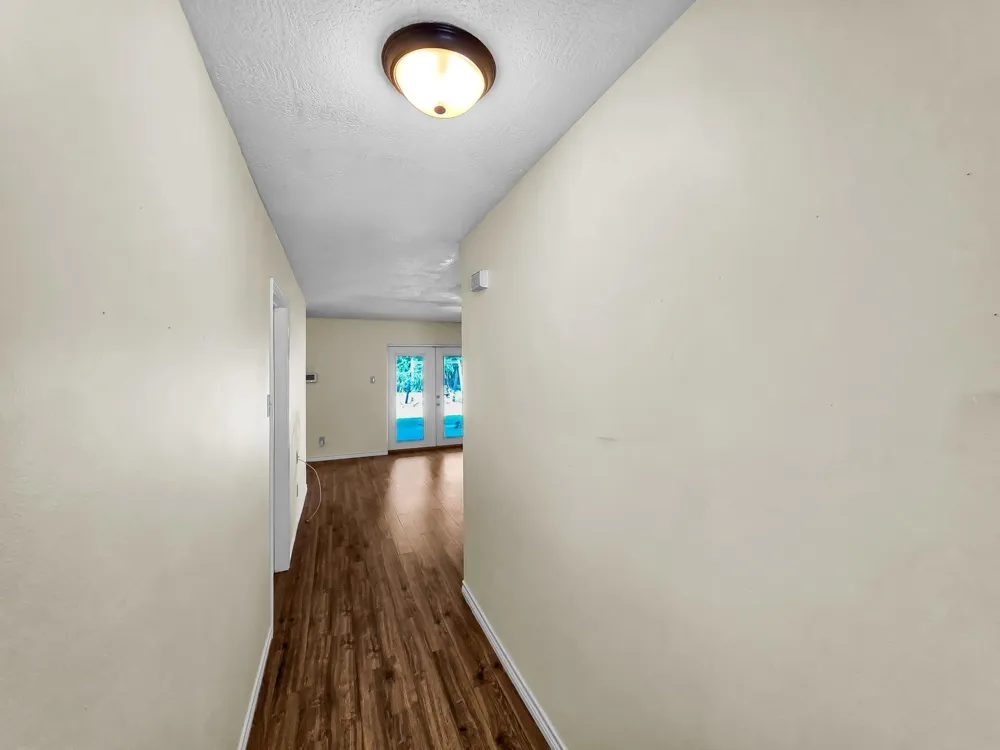 1438 W Palm Drive Winnie, TX 77665