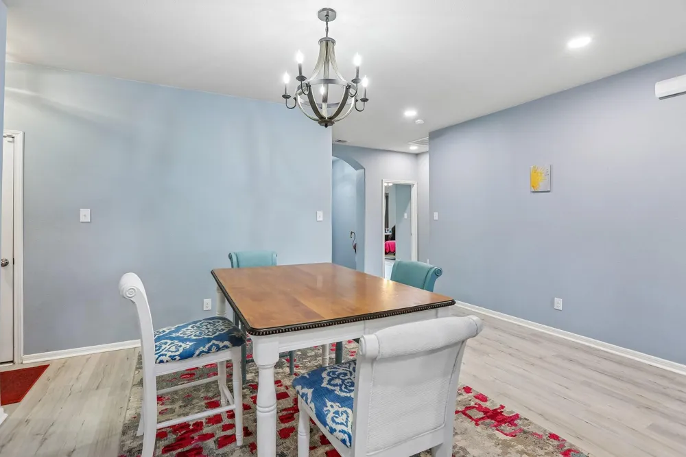 8806 Explorer Drive Texas City, TX 77591