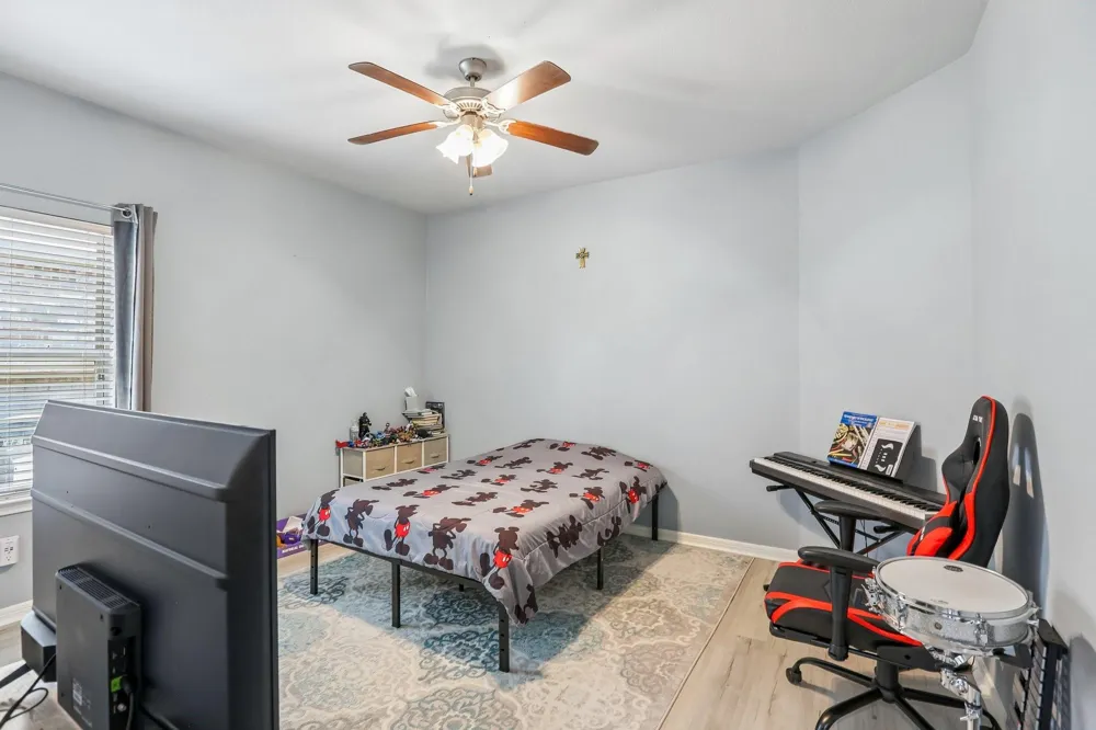 8806 Explorer Drive Texas City, TX 77591