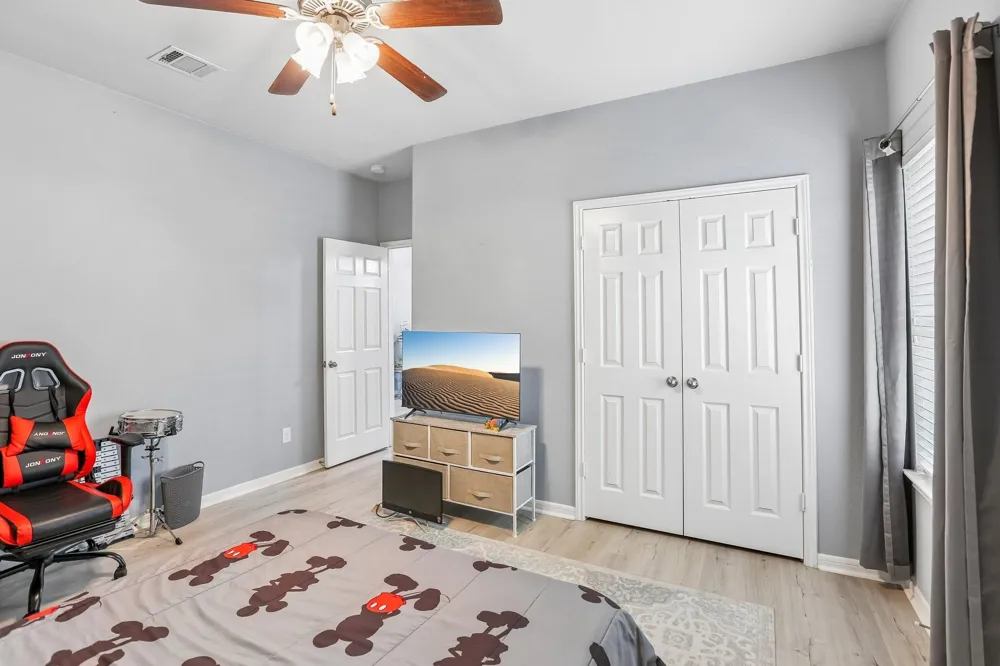 8806 Explorer Drive Texas City, TX 77591