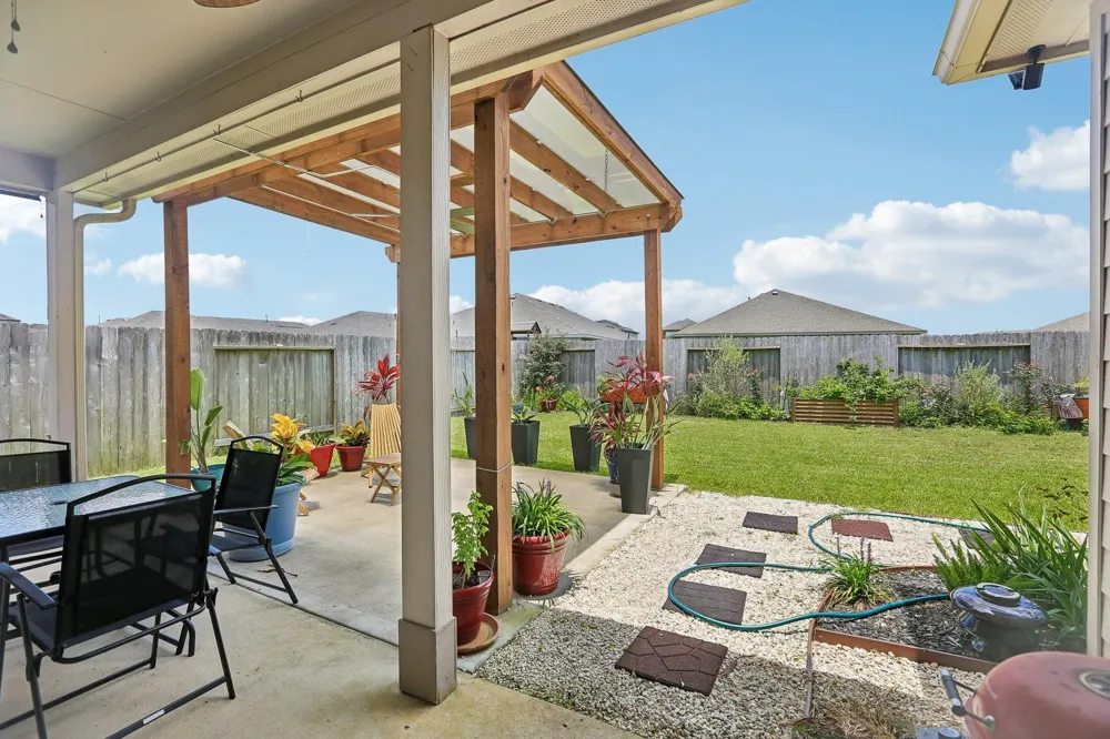 8806 Explorer Drive Texas City, TX 77591