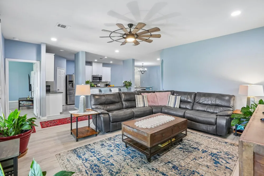 8806 Explorer Drive Texas City, TX 77591