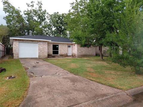 714 Ivyhollow Drive