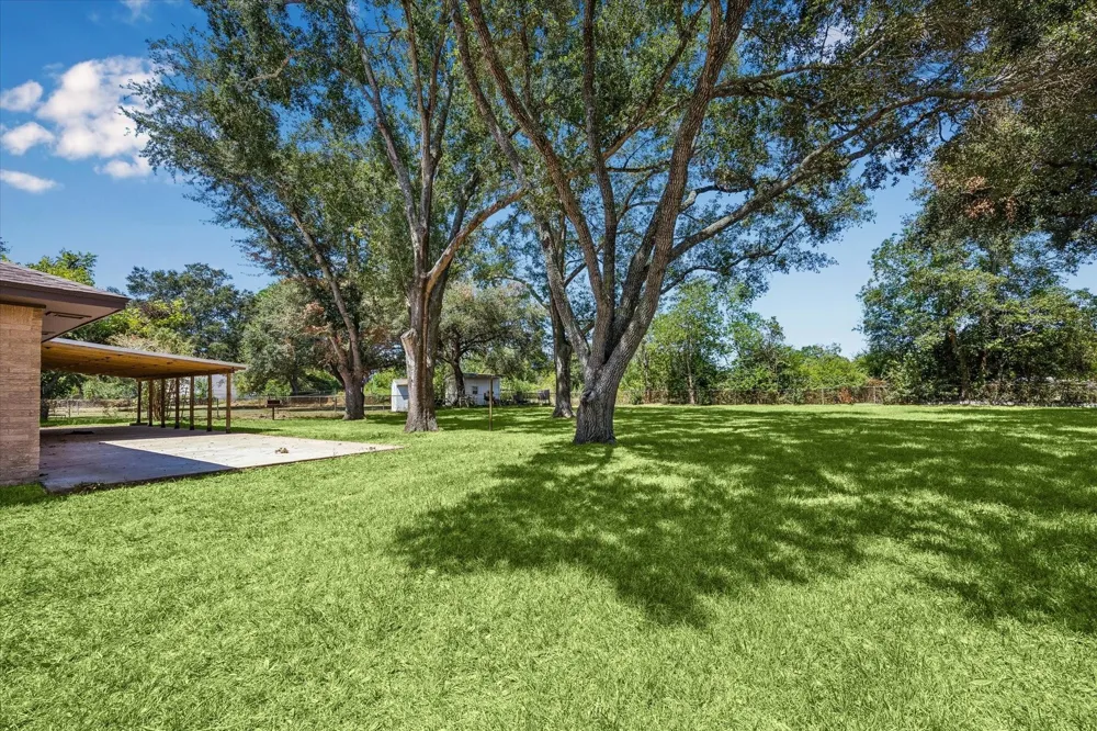 262 Old San Felipe Road Sealy, TX 77474