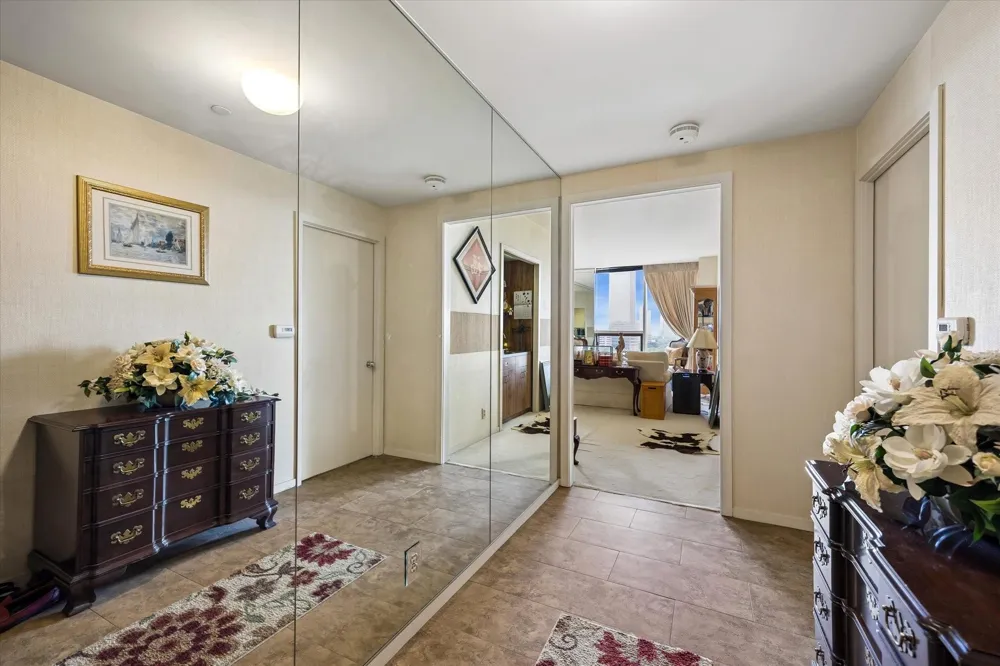 5110 San Felipe Street W #111W Houston, TX 77056