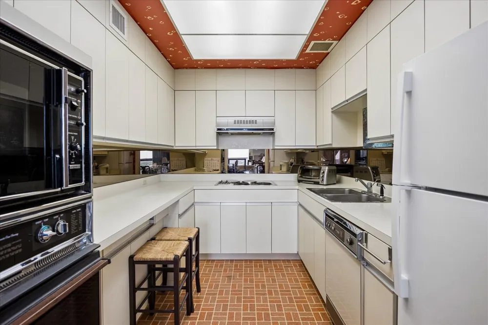5110 San Felipe Street W #111W Houston, TX 77056