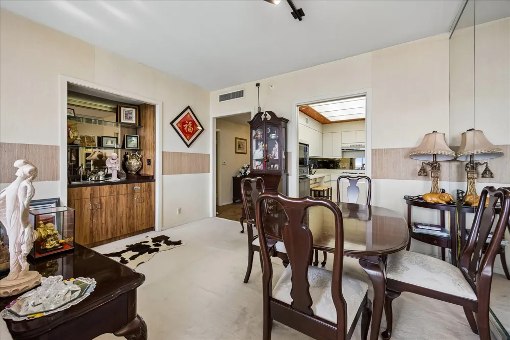 5110 San Felipe Street W #111W Houston, TX 77056