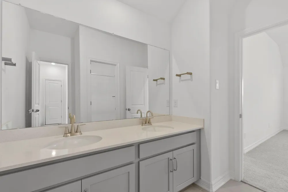 14818 Mission Avenue Mont Belvieu, TX 77523
