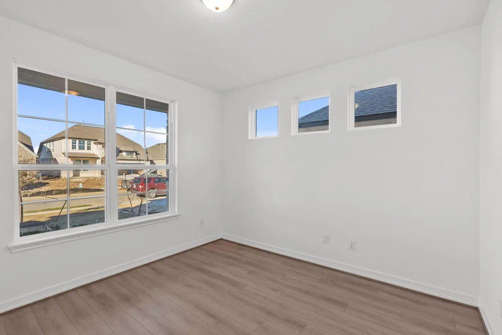 14818 Mission Avenue Mont Belvieu, TX 77523