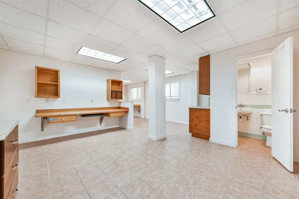 5723 Stewart Avenue Galveston, TX 77551