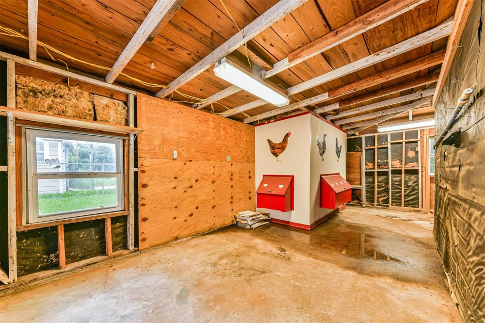 5723 Stewart Avenue Galveston, TX 77551