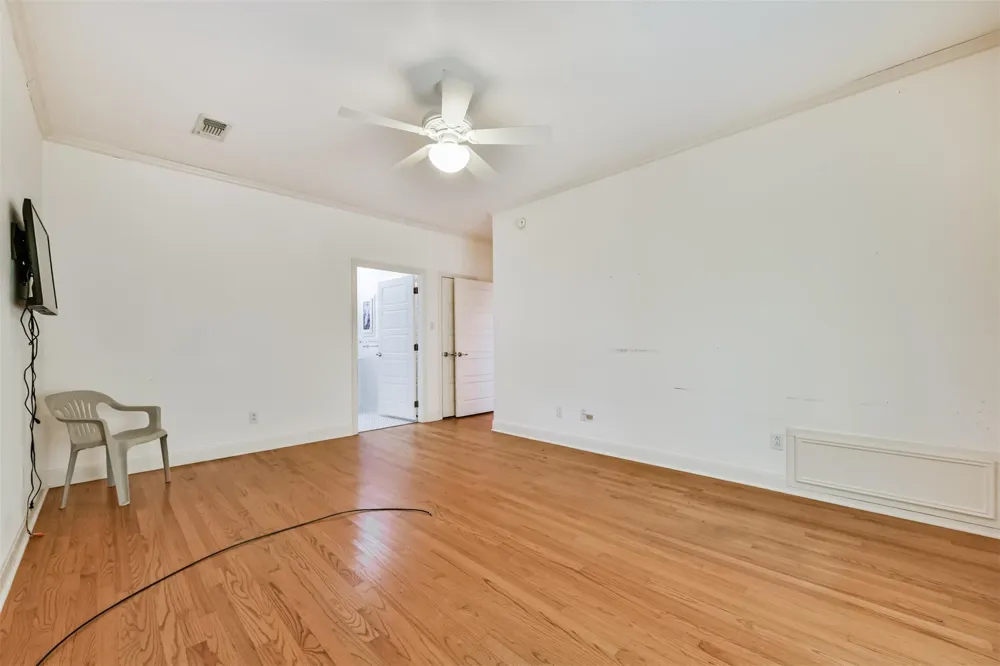 5723 Stewart Avenue Galveston, TX 77551