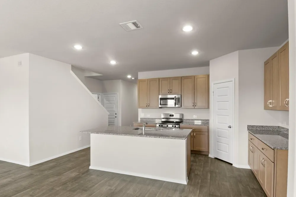 1040 Cornelian Drive Waller, TX 77484