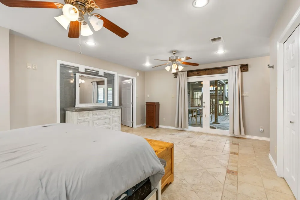 2355 Jackson League Circle Brenham, TX 77833
