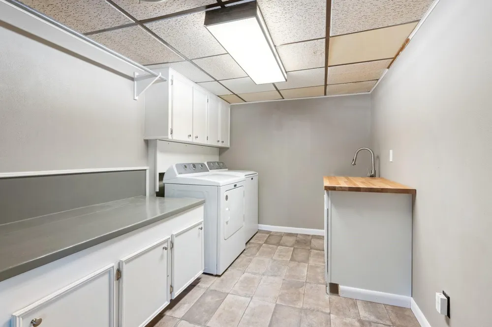 2355 Jackson League Circle Brenham, TX 77833