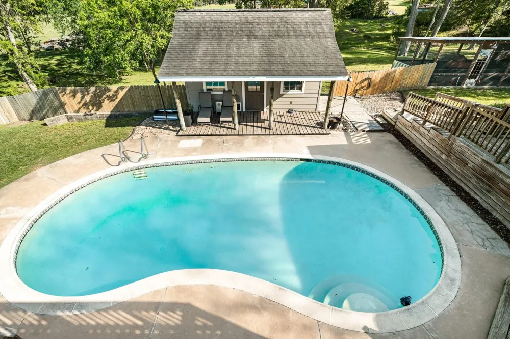 2355 Jackson League Circle Brenham, TX 77833