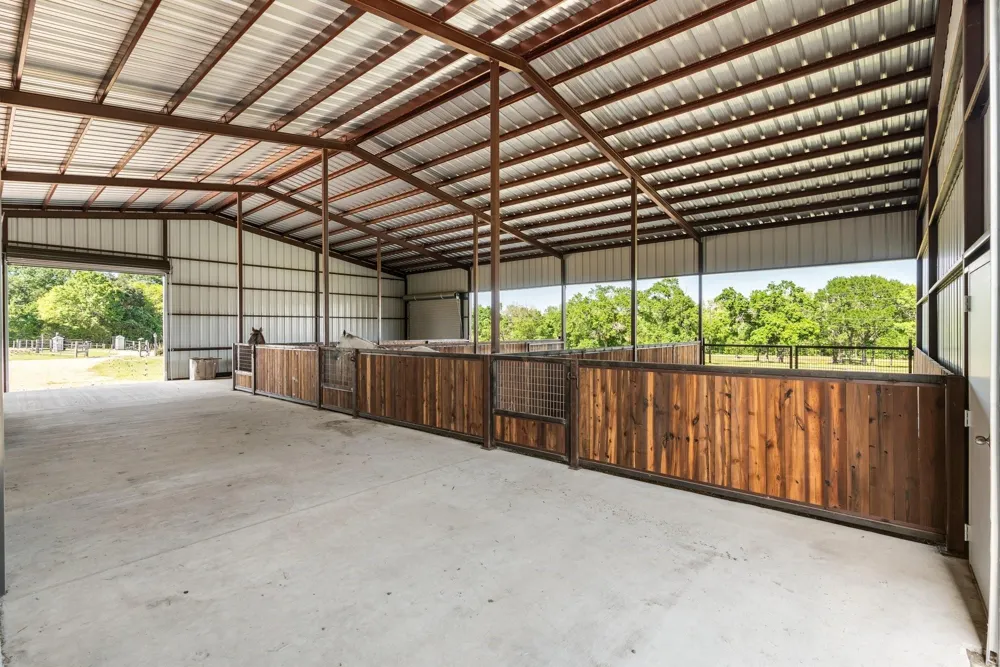 2355 Jackson League Circle Brenham, TX 77833