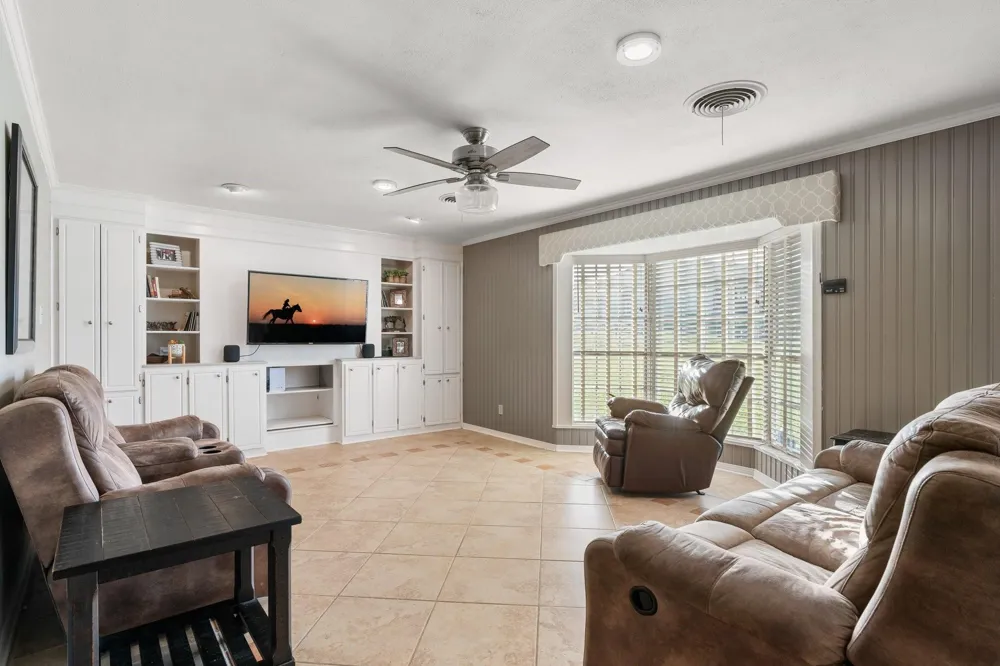 2355 Jackson League Circle Brenham, TX 77833