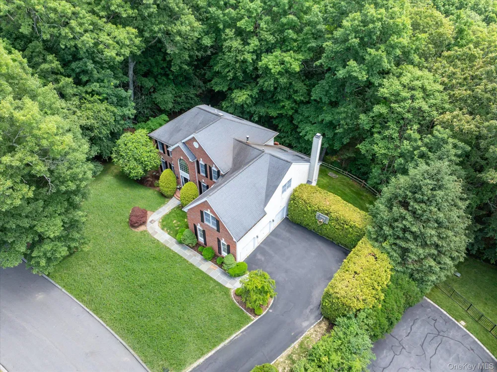 6 Theal Court Somers, NY 10589