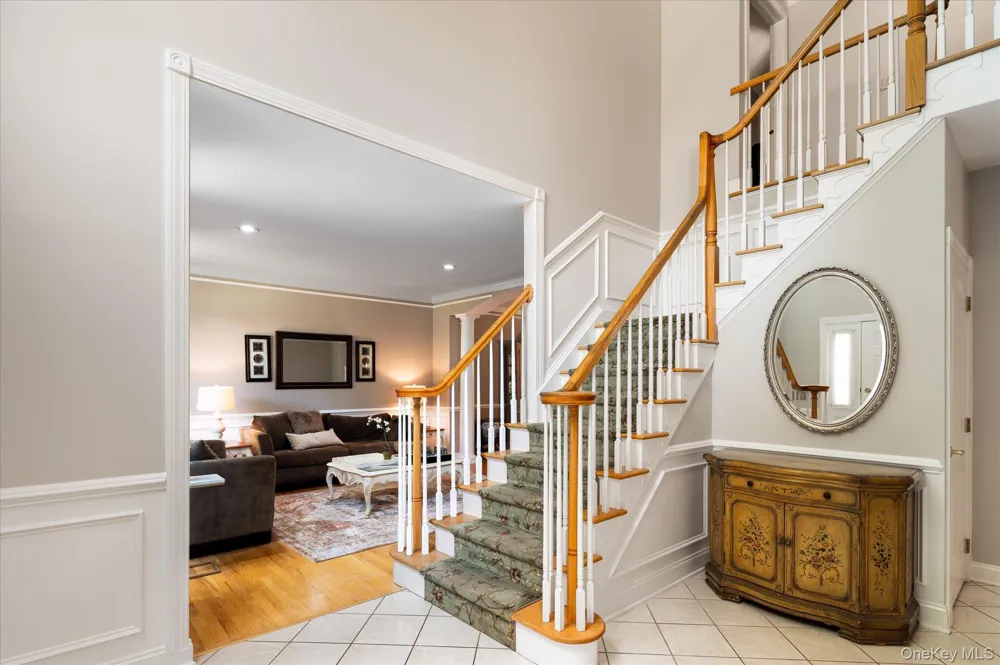 6 Theal Court Somers, NY 10589