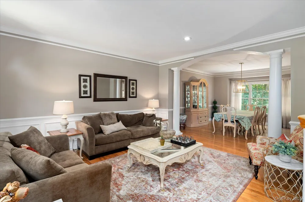 6 Theal Court Somers, NY 10589