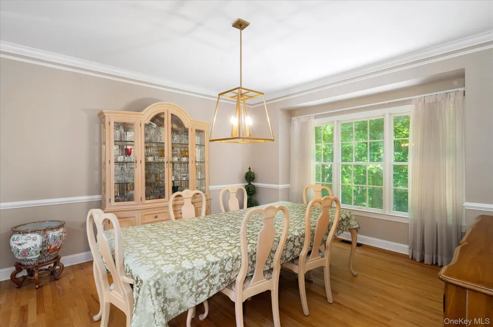 6 Theal Court Somers, NY 10589