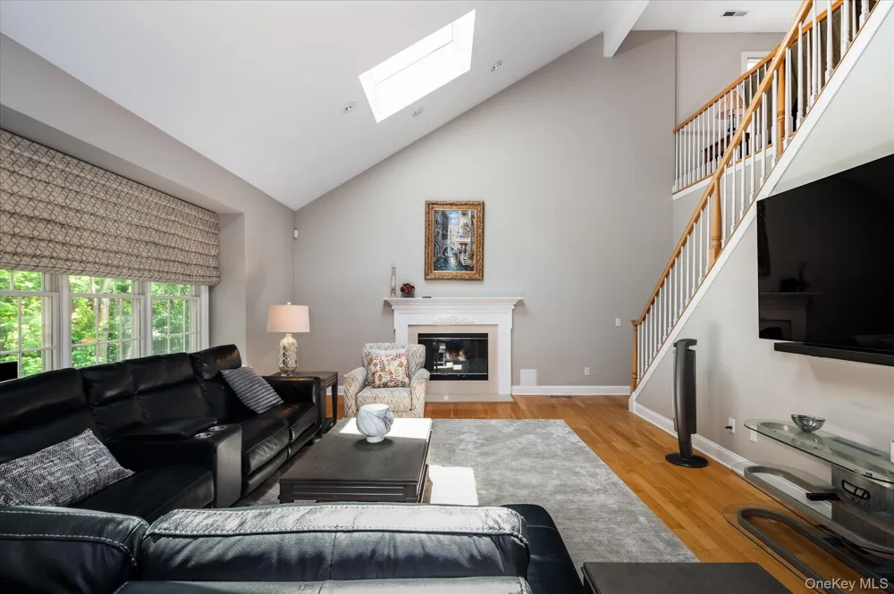 6 Theal Court Somers, NY 10589