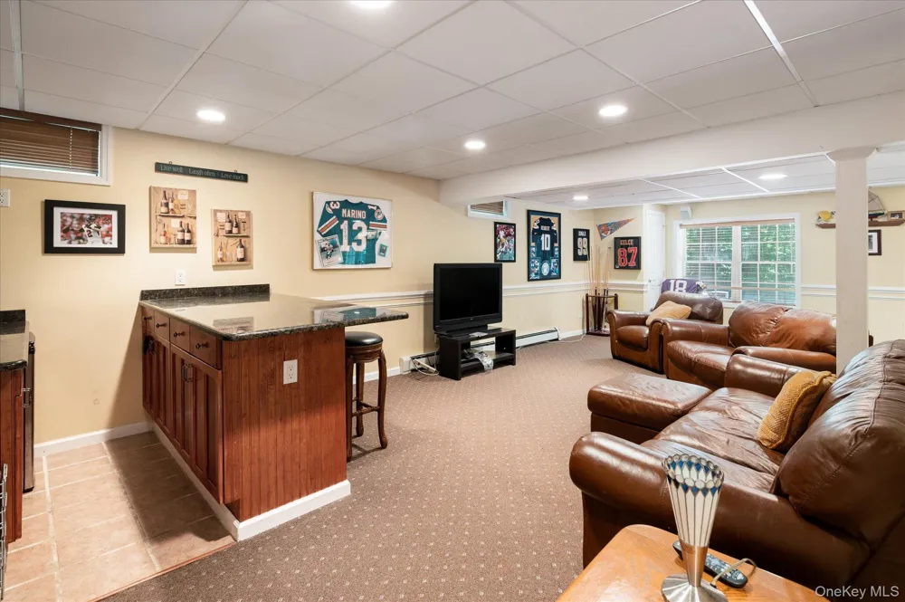 6 Theal Court Somers, NY 10589