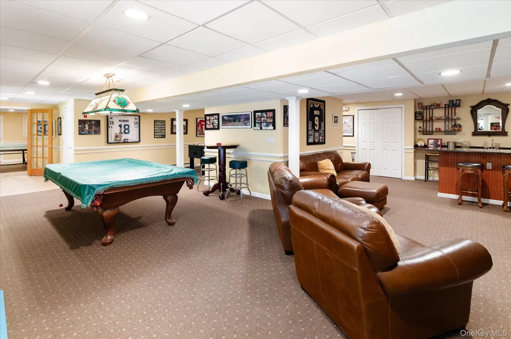 6 Theal Court Somers, NY 10589