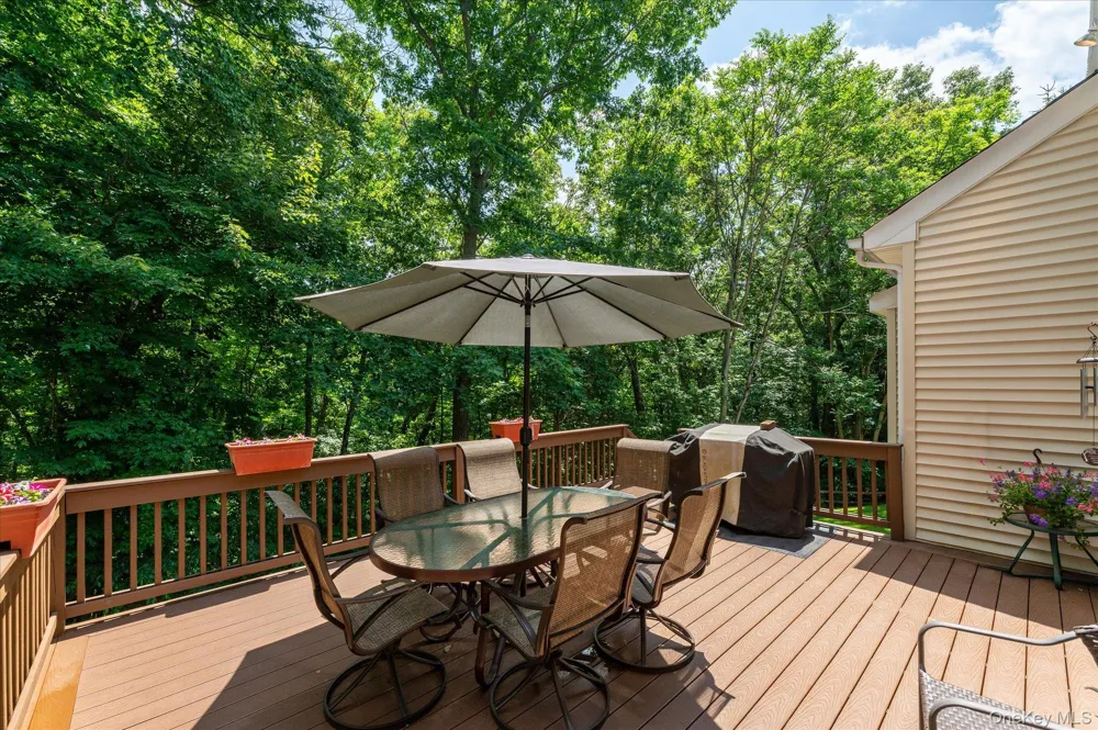 6 Theal Court Somers, NY 10589