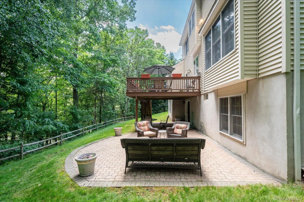 6 Theal Court Somers, NY 10589