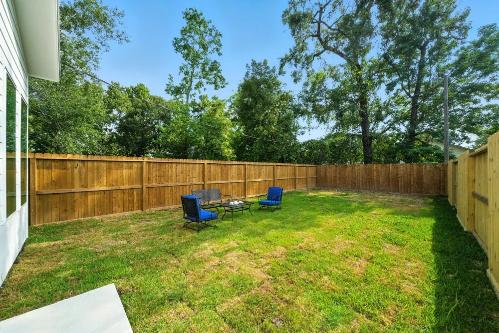 8114 Count Street #B Houston, TX 77028