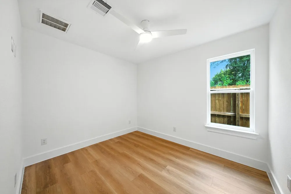 8114 Count Street #B Houston, TX 77028
