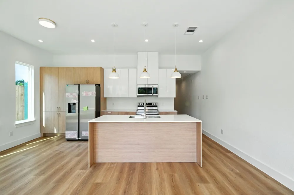 8114 Count Street #B Houston, TX 77028