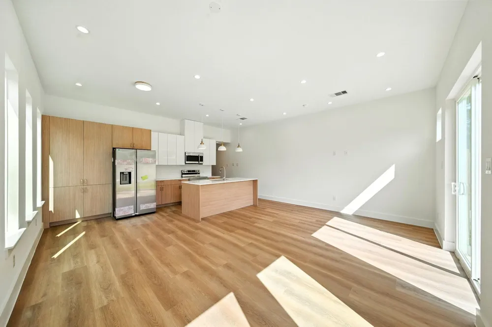 8114 Count Street #B Houston, TX 77028
