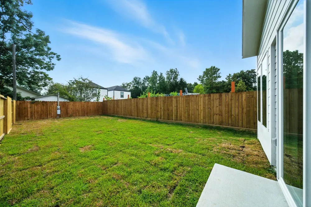 8114 Count Street #B Houston, TX 77028