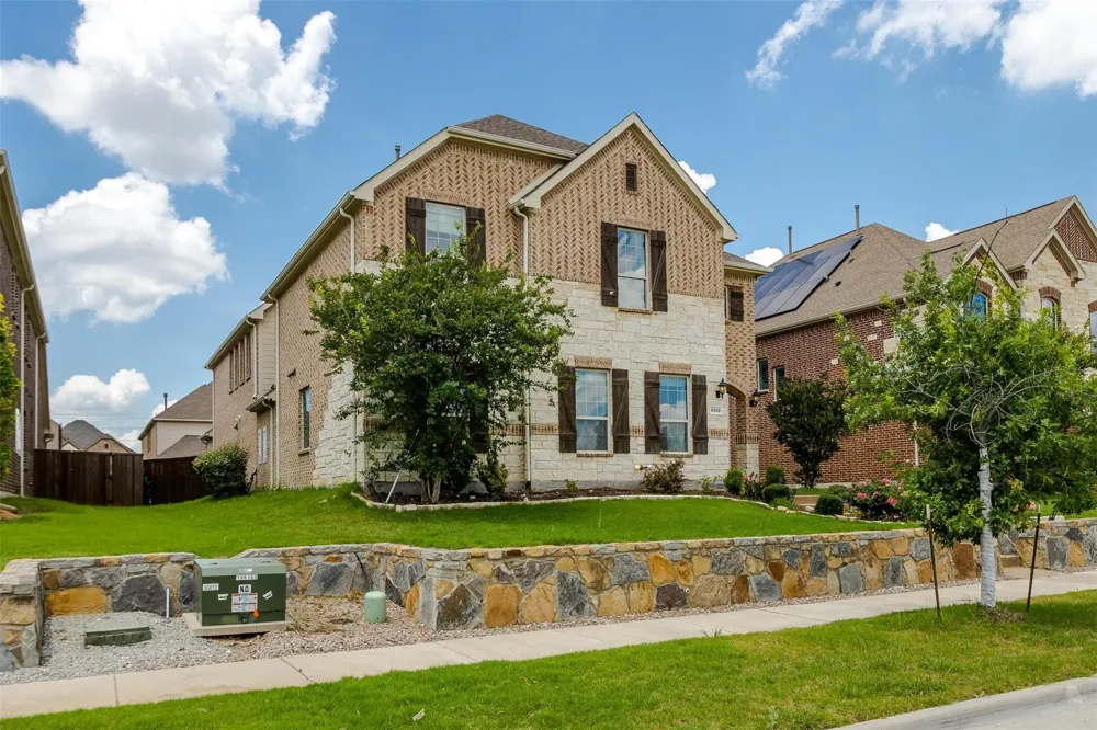 6333 Hall Road Frisco, TX 75034