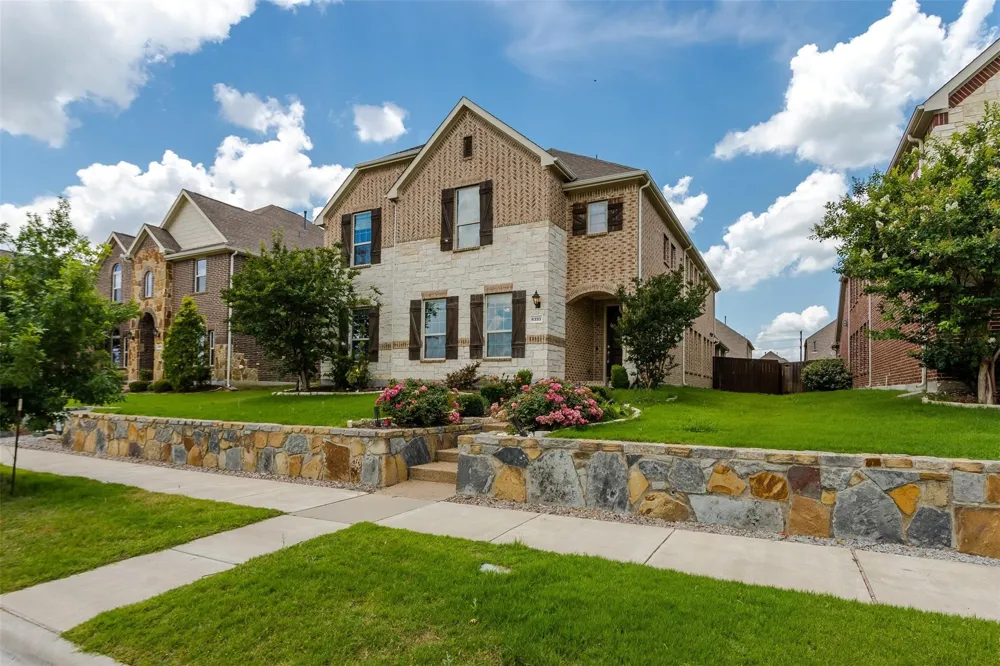 6333 Hall Road Frisco, TX 75034