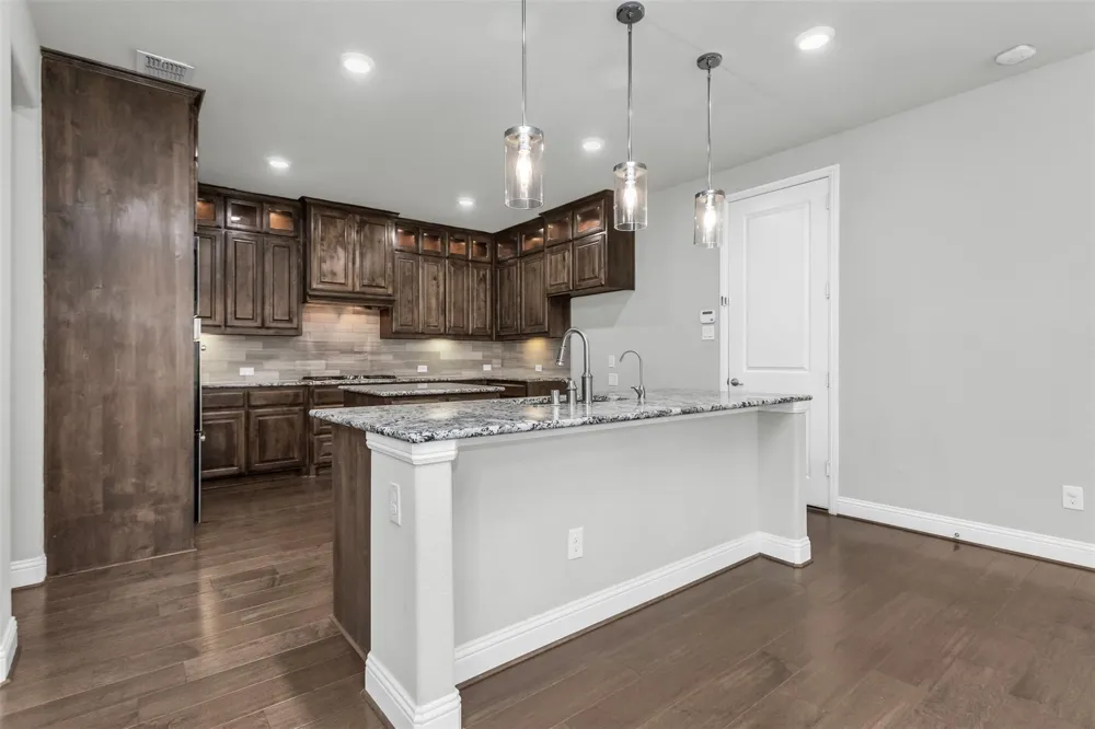 6333 Hall Road Frisco, TX 75034