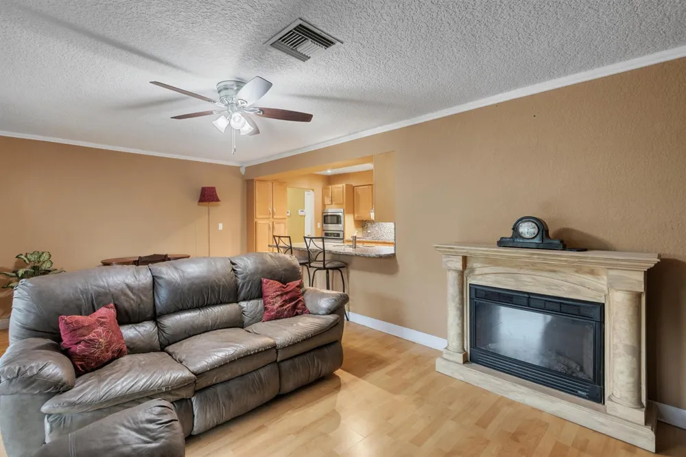 8860 SW 49TH STREET Cooper City, FL 33328